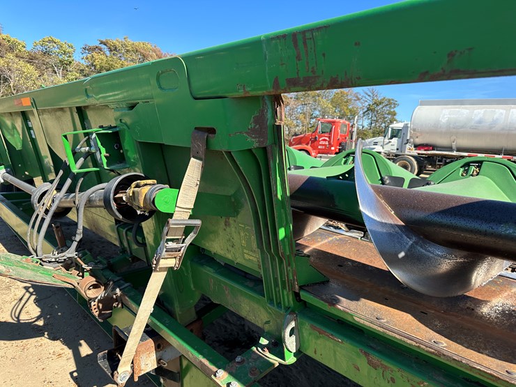 john-deere-616c-image-13