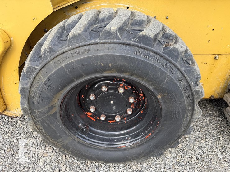 2016-deere-314g-image-14