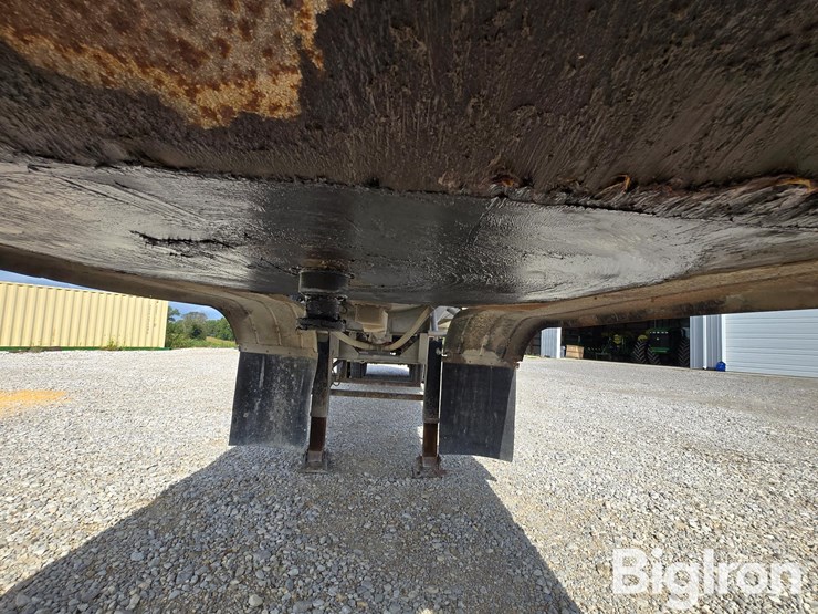 1969-j&l-3500-gal-t/a-ss-tanker-trailer-image-10