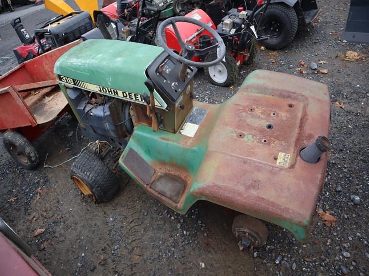 john-deere-318-image-4