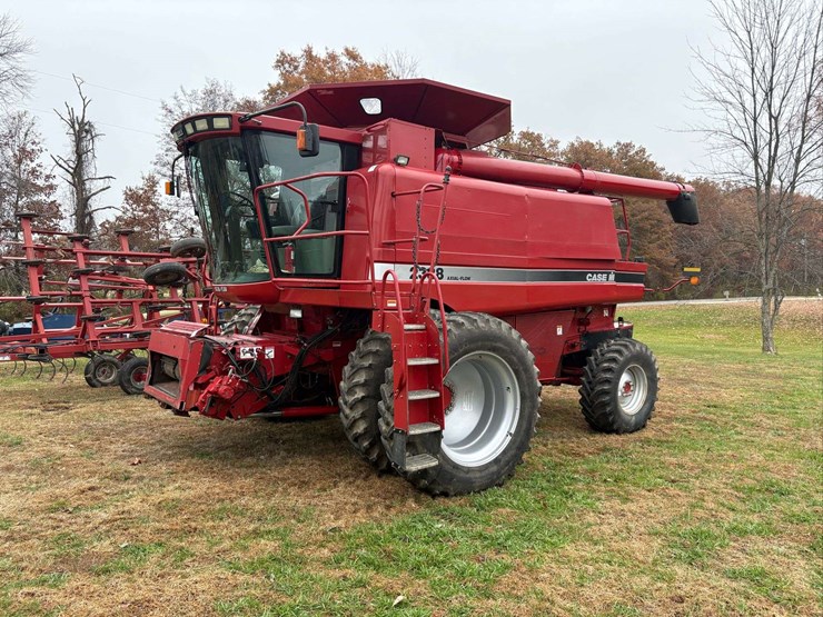 2005-case-ih-2388-image-1