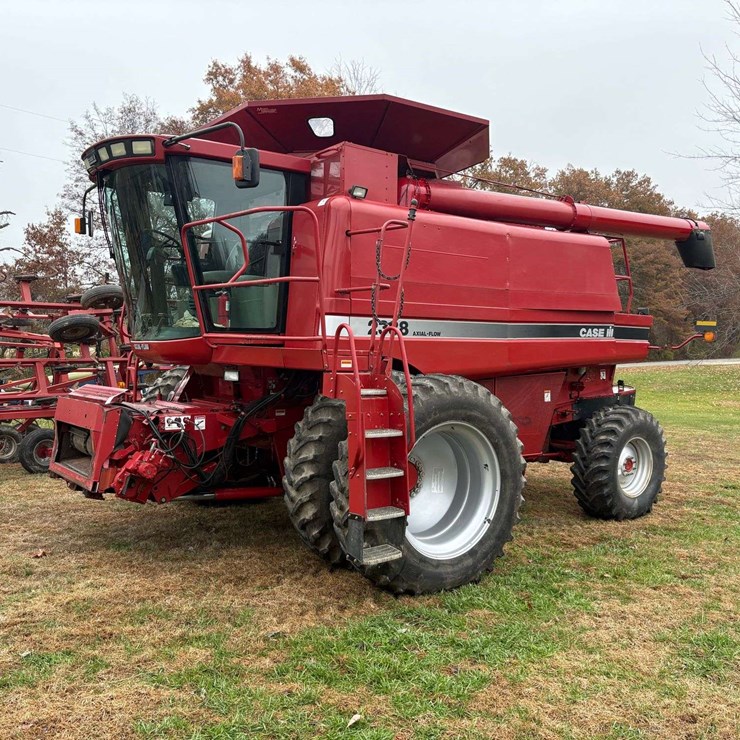 2005 CASE IH 2388