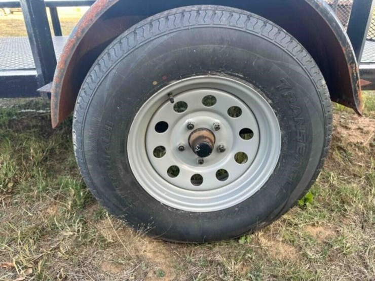 bumper-pull-utility-trailer-image-11