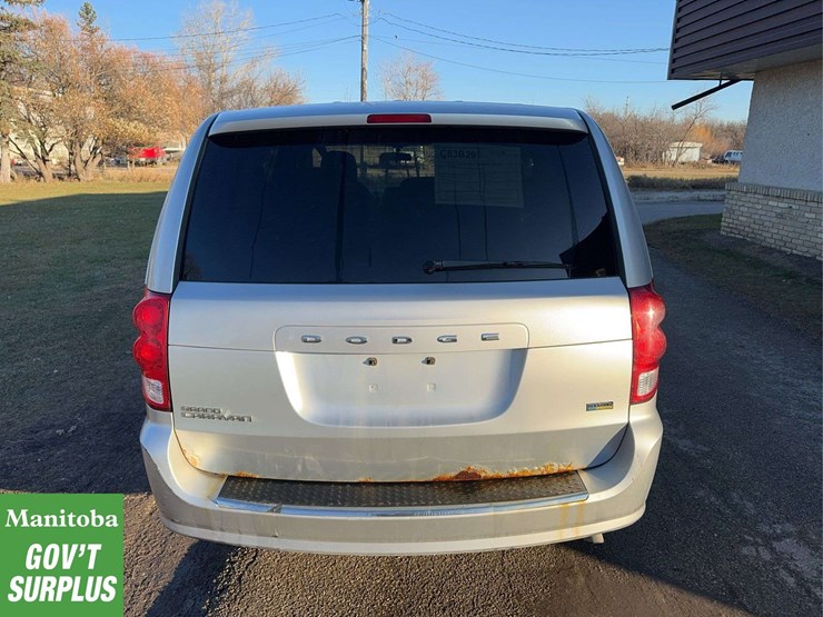 2011-dodge-grand-caravan-se-image-6