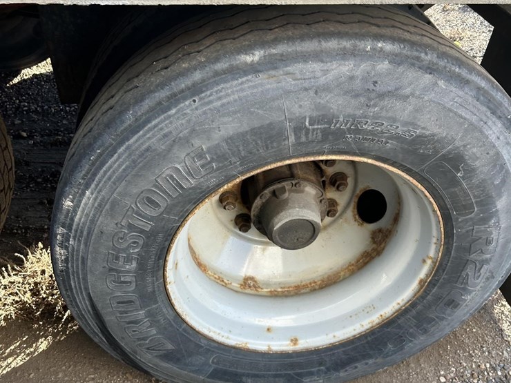 2008-strick-40-ft-image-11