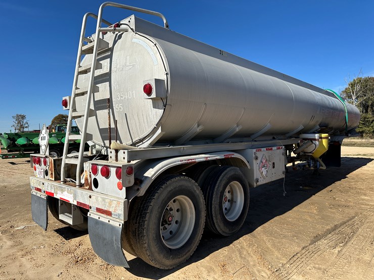 1986-fruehauf-tanker-image-3