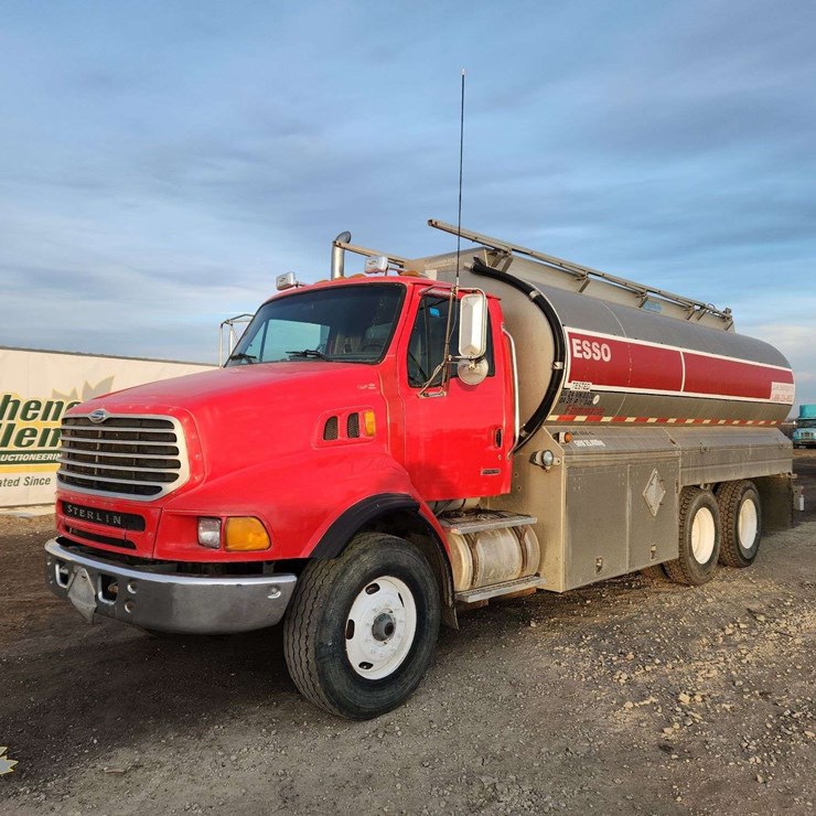 2002 STERLING LT9500