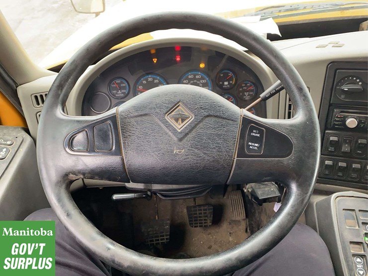 2009-international-workstar-7600-image-41