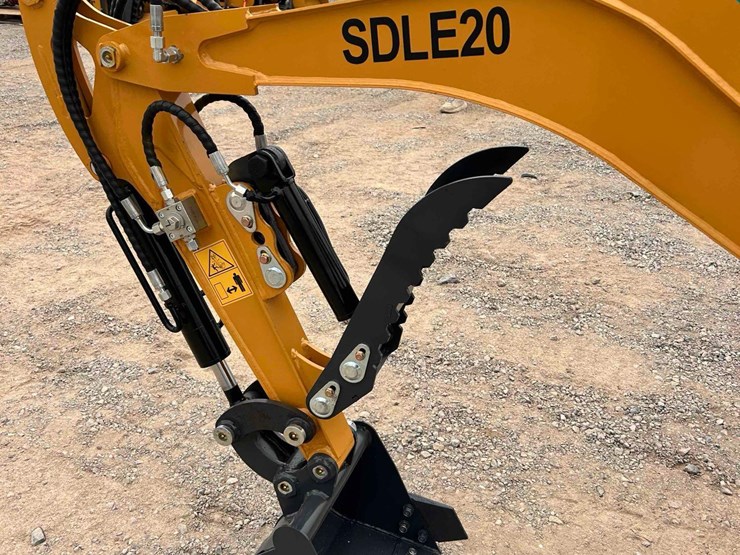 unused-sdle20-mini-excavator-image-6