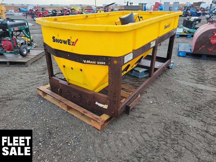 snowex-v-maxx-image-2