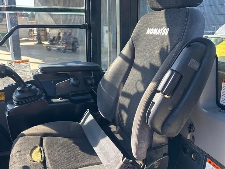 2018-komatsu-wa320-8-image-31