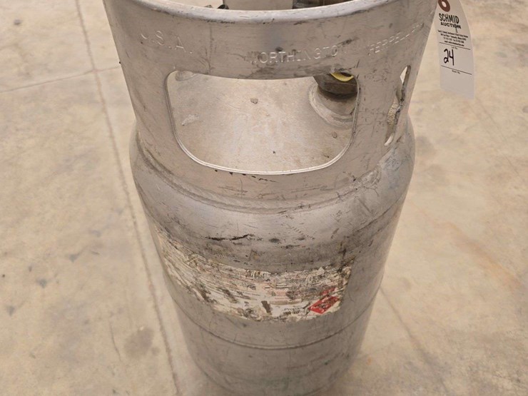 forklift-lp-tank-image-3