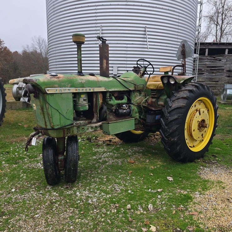 2023 JOHN DEERE 3010