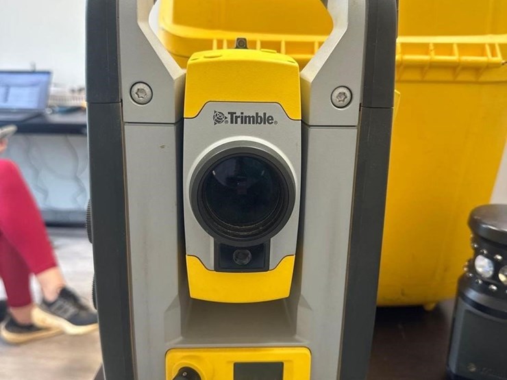 trimble-sps720-1001-image-2