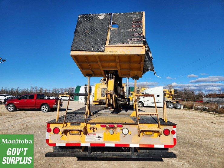 2009-international-workstar-7500-image-9