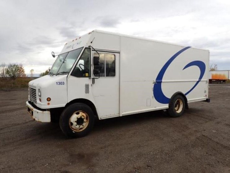 2013-freightliner-mt55-image-9