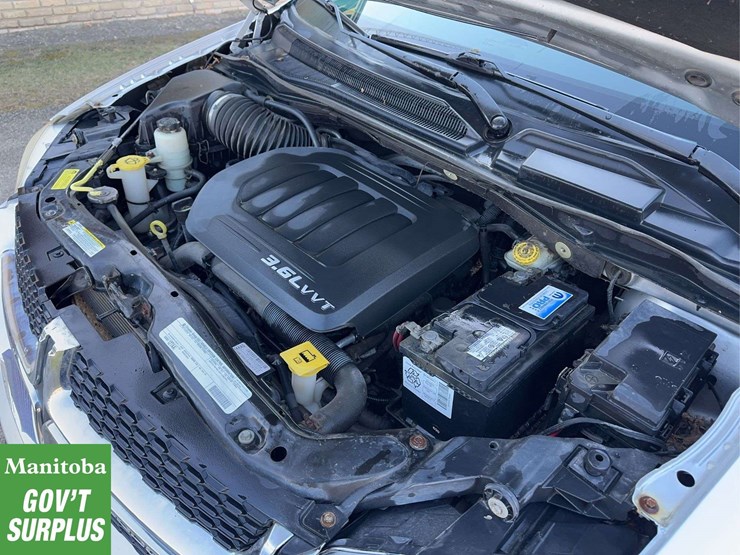 2011-dodge-grand-caravan-se-image-32