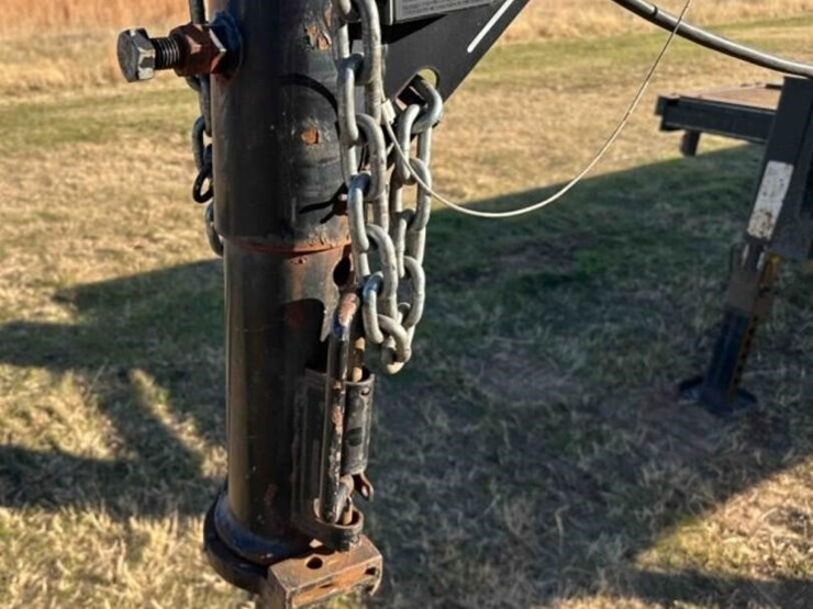 2008-titan-trailer-image-24