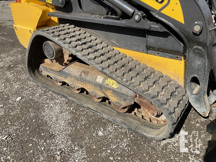 2022-new-holland-c337-image-14