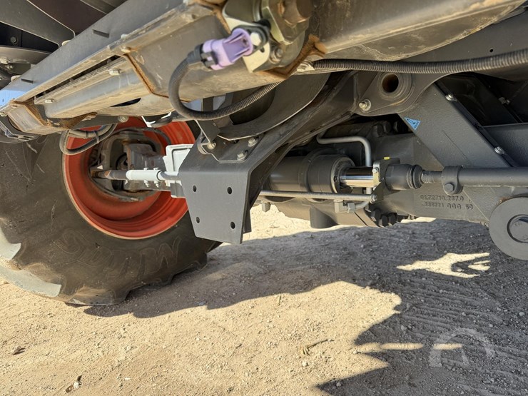 2022-claas-lexion-7500-image-83