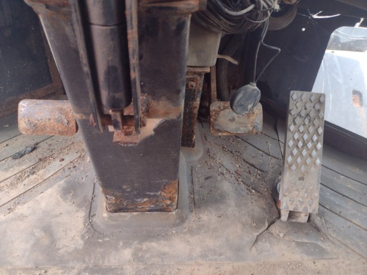 caterpillar-924g-image-11