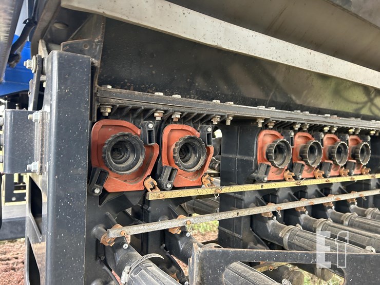 new-holland-p2080-image-89