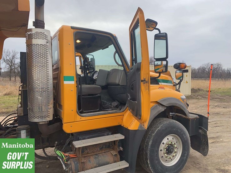 2011-international-workstar-7600-image-34