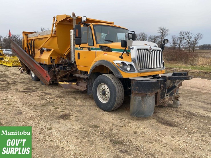 2009-international-workstar-7600-image-4