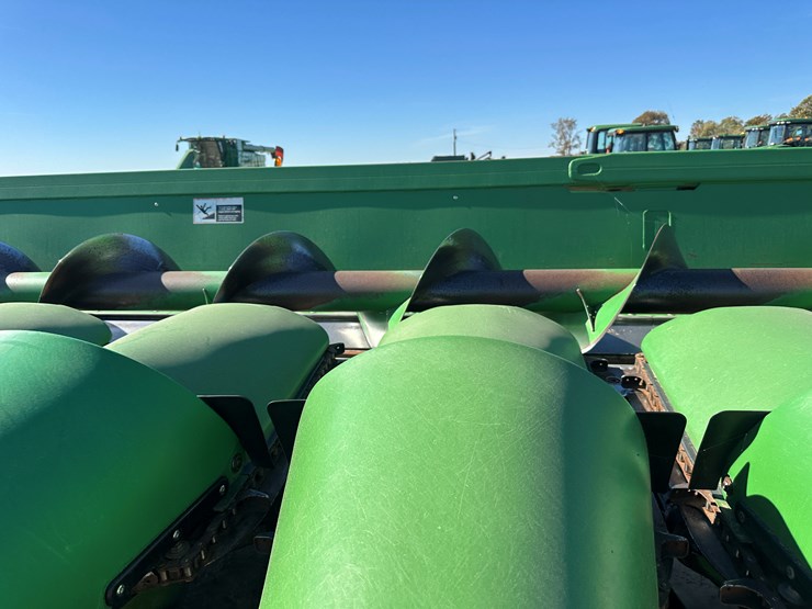 john-deere-616c-image-41