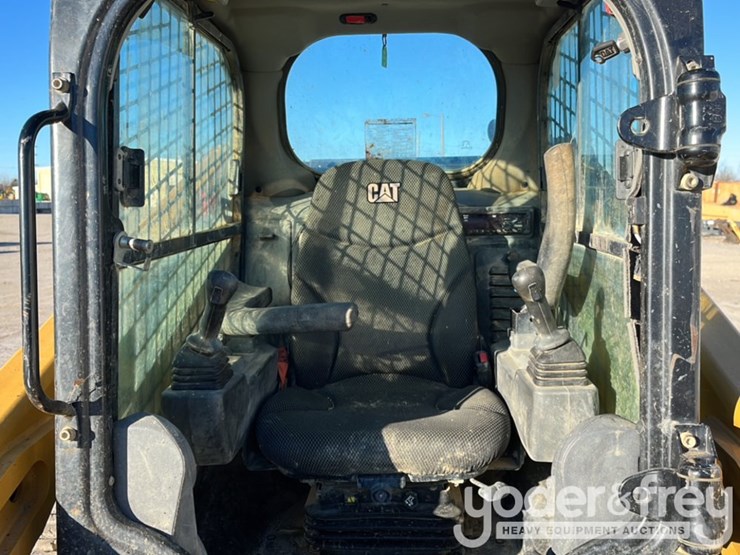 2019-caterpillar-279d3-image-14