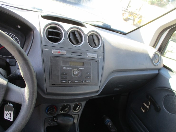 2010-ford-transit-connect-image-8