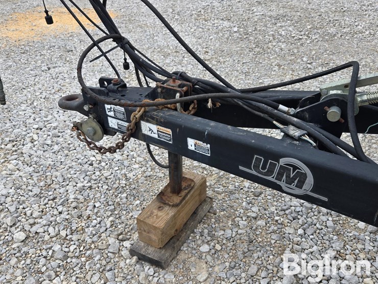 unverferth-130-zone-builder-no-till-ripper-image-10