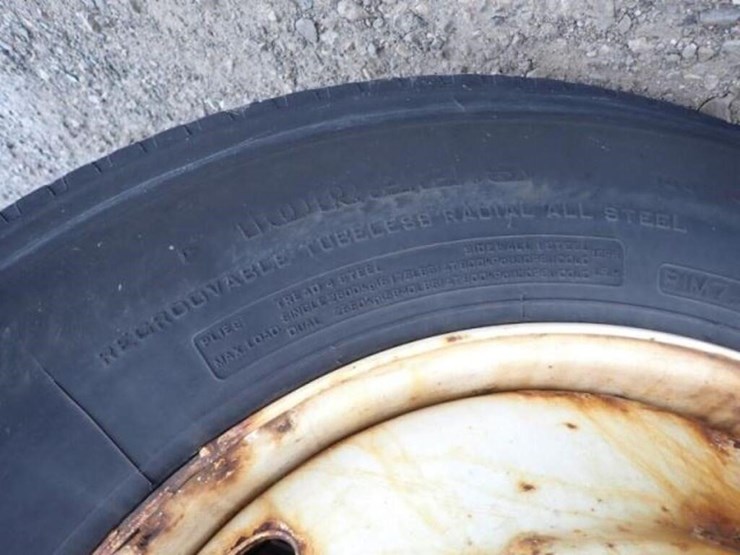 2013-freightliner-mt55-image-44