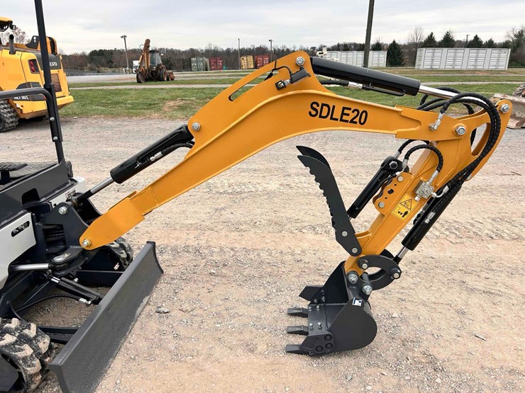 unused-sdle20-mini-excavator-image-8
