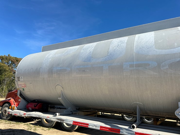 1986-fruehauf-tanker-image-29