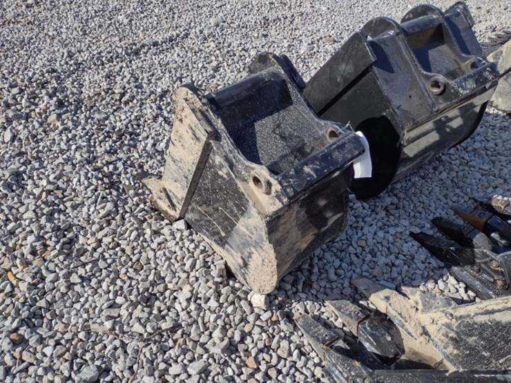 12-in-x-change-excavator-bucket-(qea-4029)-image-2