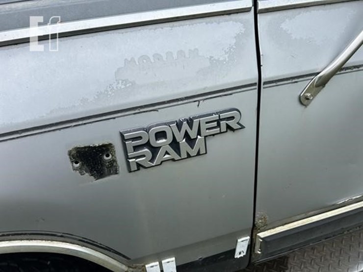 1987-dodge-150-image-6