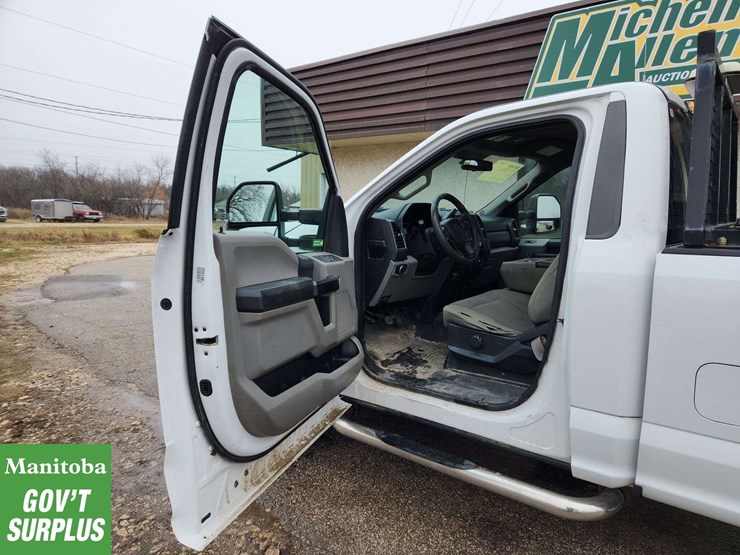 2017-ford-f250-image-11