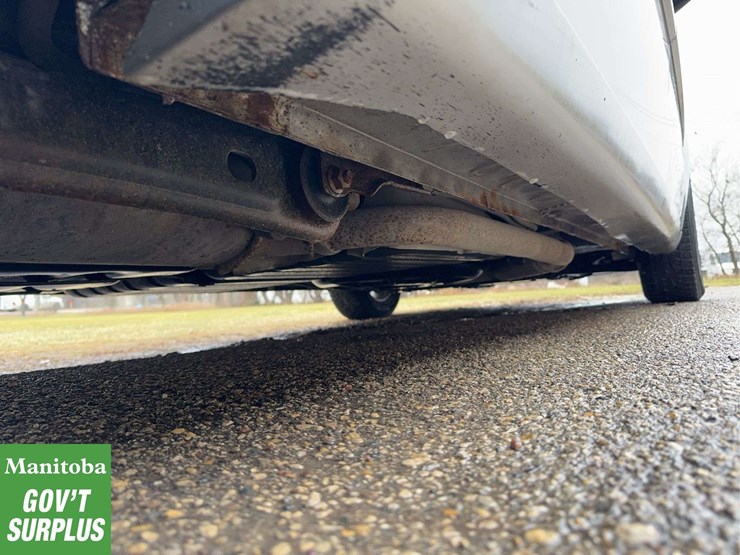 2012-dodge-grand-caravan-sxt-image-11