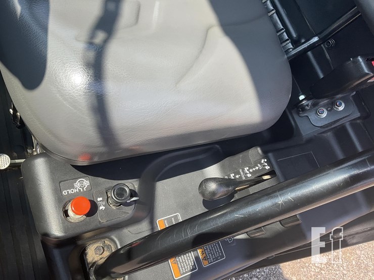 2020-kubota-rtv-x1100c-image-18