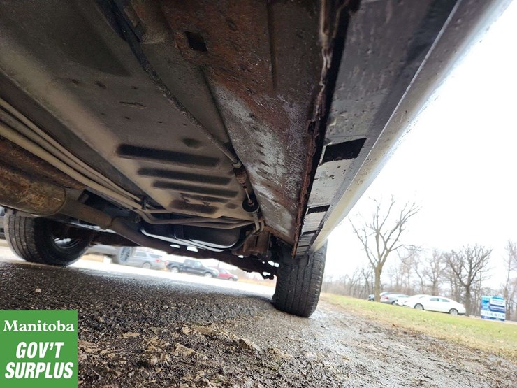 2013-ford-explorer-image-31