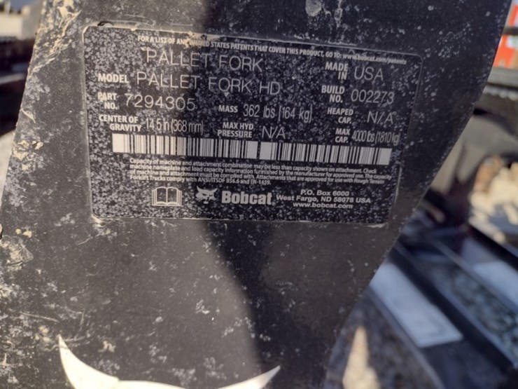 bobcat-48-in-ss-pallet-forks-(qea-4024)-image-2