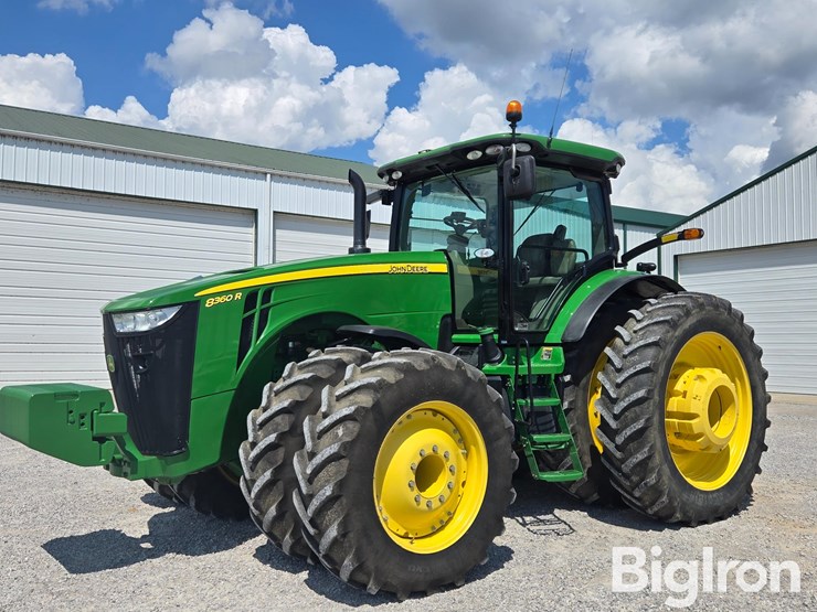 2011-john-deere-8360r-image-1