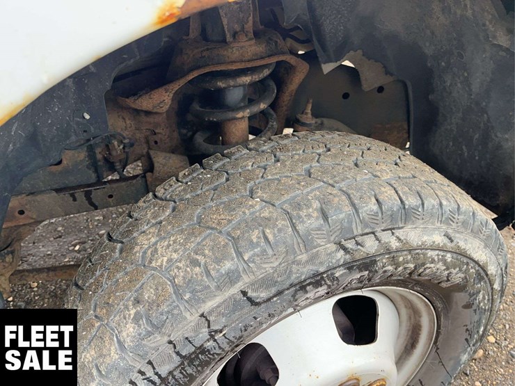 2011-dodge-3500-image-10