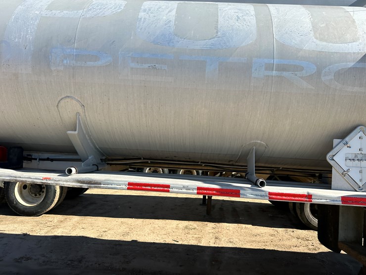 1986-fruehauf-tanker-image-30