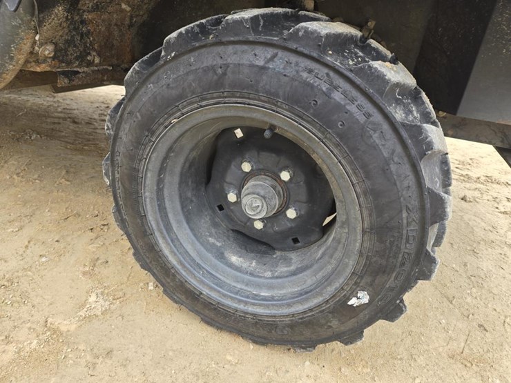 2012-kubota-rtv1100-image-4