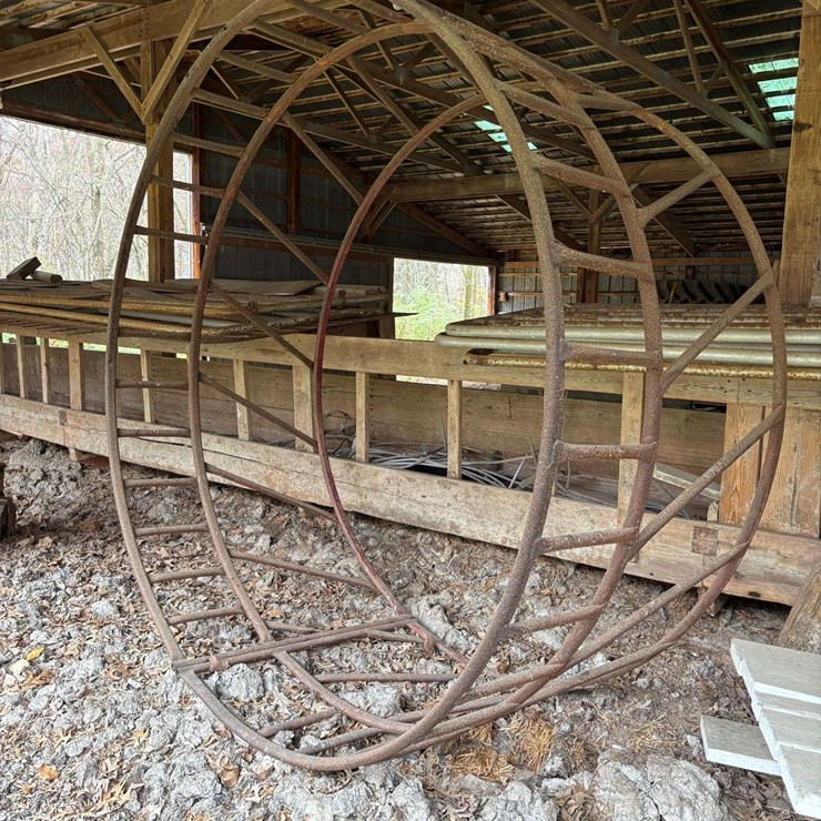 Round Bale hay feeder