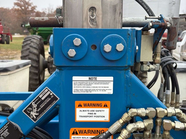 2005-kinze-3500-image-32