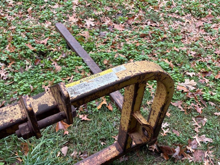 3pt-bale-carrier-image-2