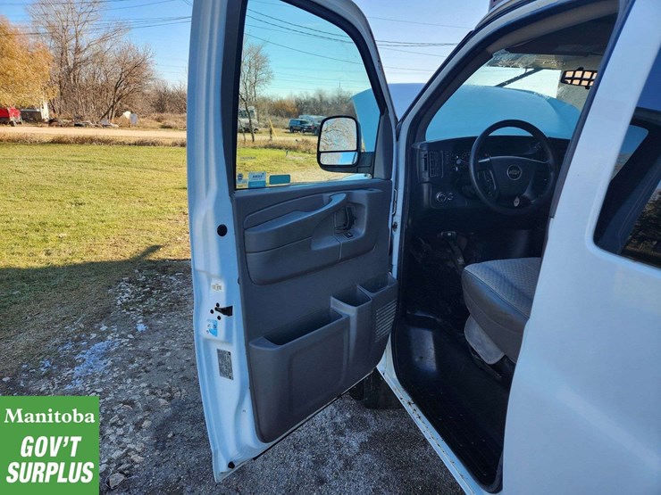 2012-chevrolet-express-2500-image-20